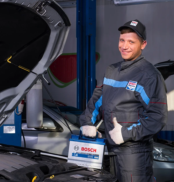 Atelier du garage RTA Bosch Car Service à Saint-Louis, réparation de pneus